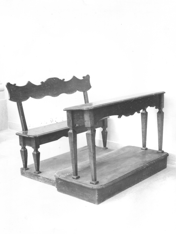 panca con inginocchiatoio - ambito laziale (seconda metà sec. XVIII)