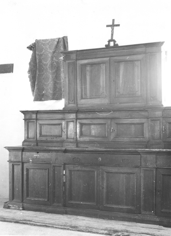 armadio - ambito laziale (sec. XVII)