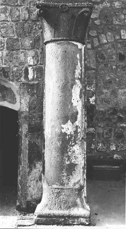 colonna - ambito Italia centrale (sec. XIII)