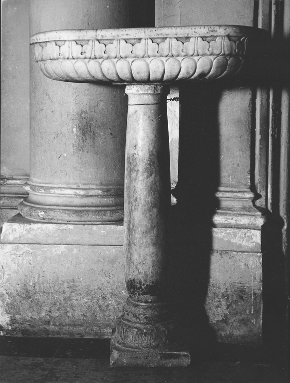 acquasantiera - ambito Italia centrale (sec. XV)