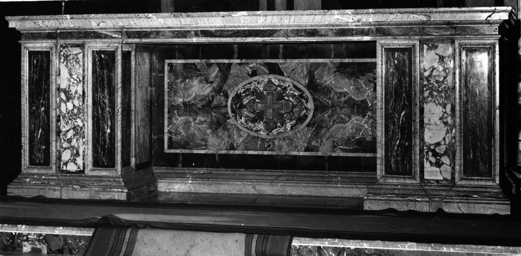 mensa d'altare - ambito laziale (sec. XIX)