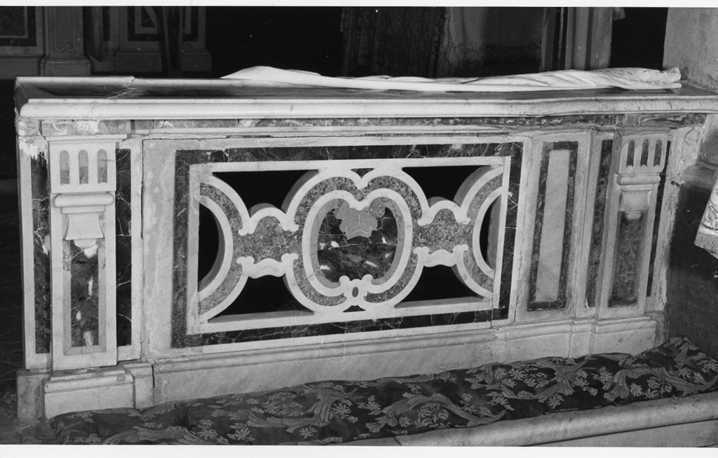 balaustrata di altare - ambito napoletano (seconda metà sec. XVIII)