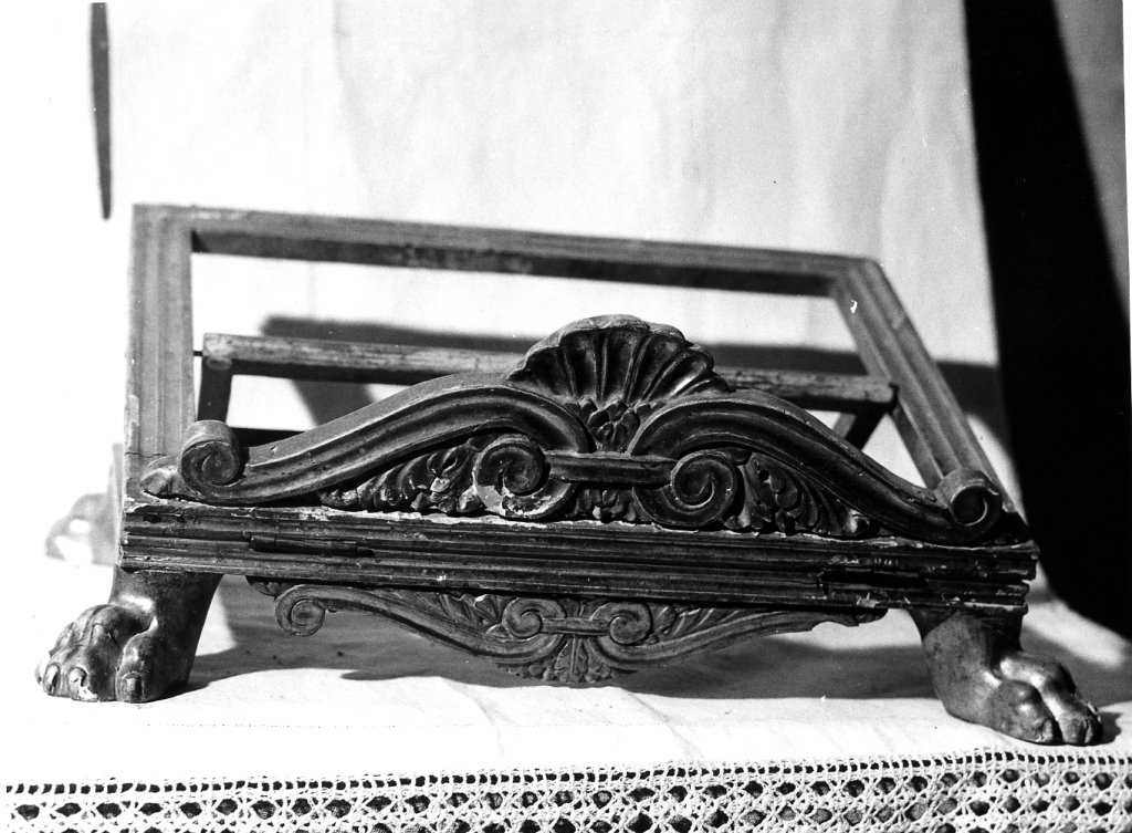 leggio - ambito laziale (sec. XIX)