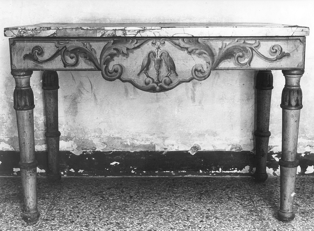 tavolo - ambito romano (prima metà sec. XX)