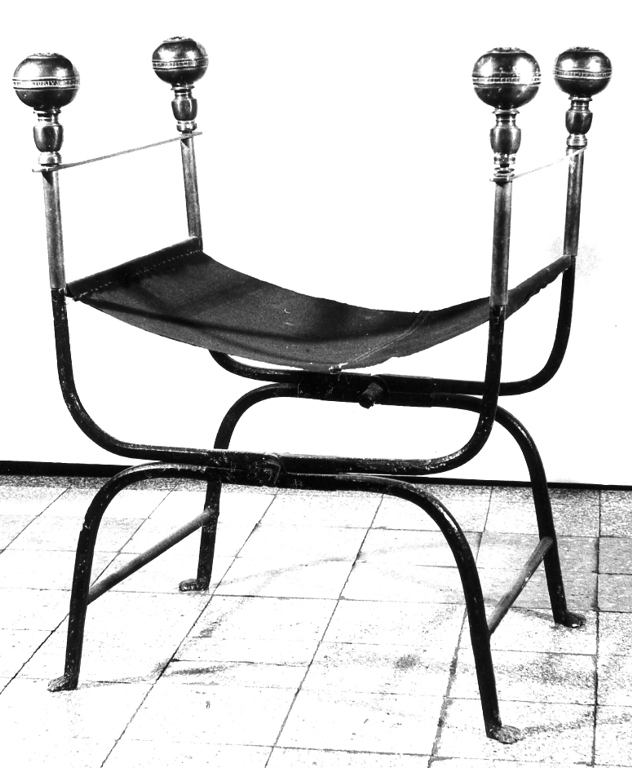 faldistorio, opera isolata - ambito romano (inizio sec. XVI, sec. XX)