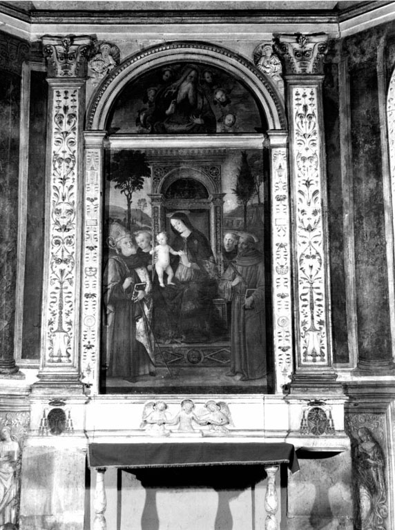 Madonna con Bambino in trono (dipinto) di Bernardino di Betto detto Pinturicchio (scuola) (sec. XV)