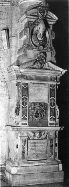 monumento funebre - ambito romano (sec. XVII)
