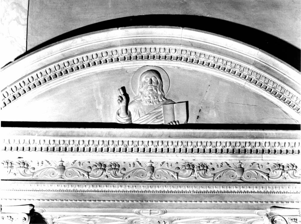 Dio Padre benedicente (rilievo) di Bregno Andrea (maniera) (sec. XVI)