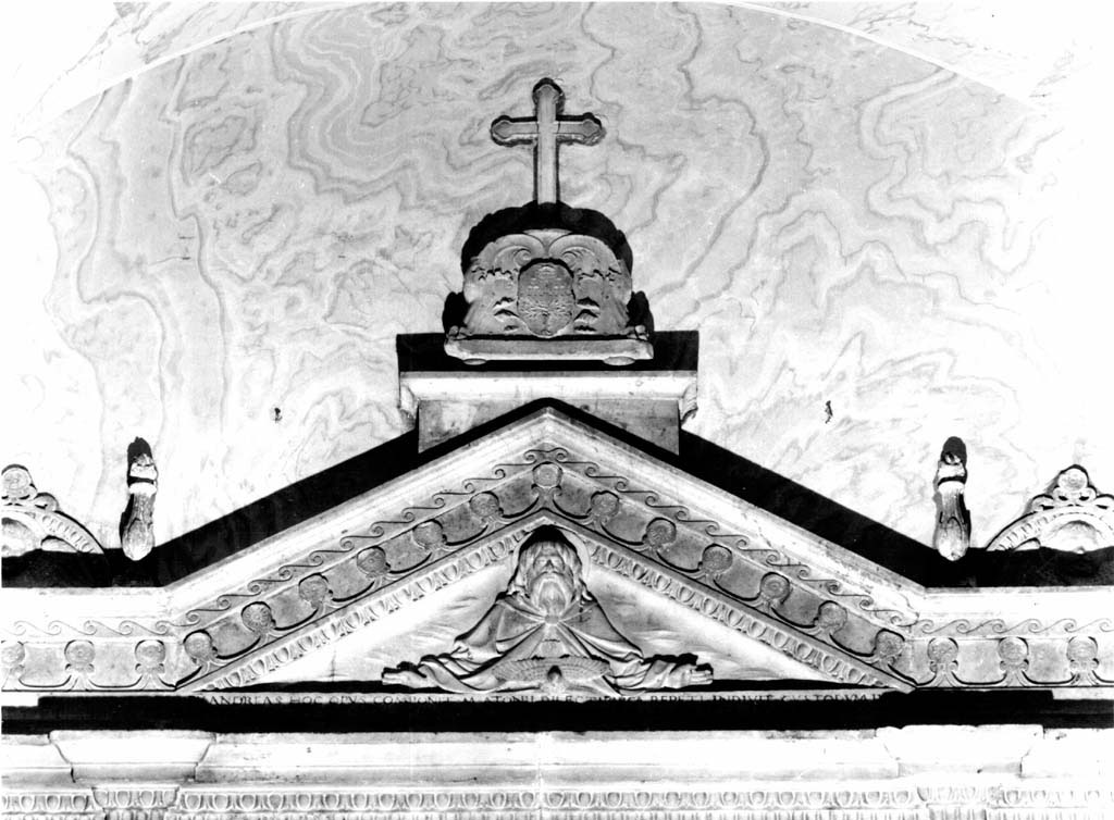 Dio Padre e colomba dello Spirito Santo (rilievo) di Bregno Andrea (sec. XV)