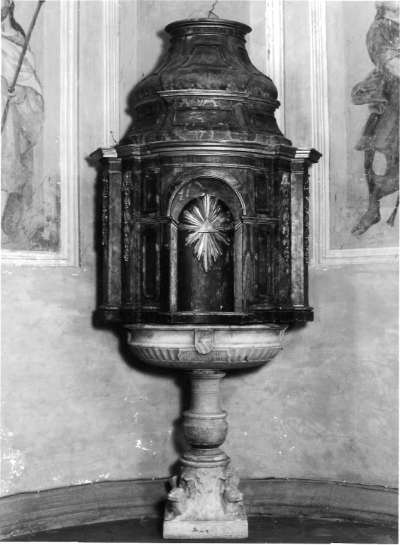fonte battesimale - a fusto - ambito laziale (secc. XVI/ XVII)