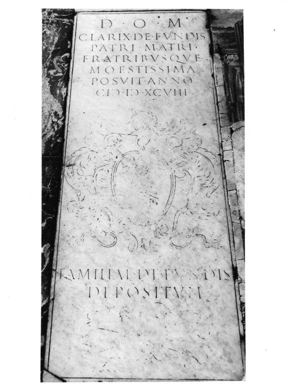 lapide tombale - ambito romano (sec. XVI)