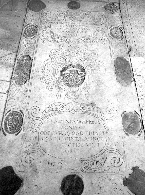 lapide tombale - ambito romano (sec. XVII)