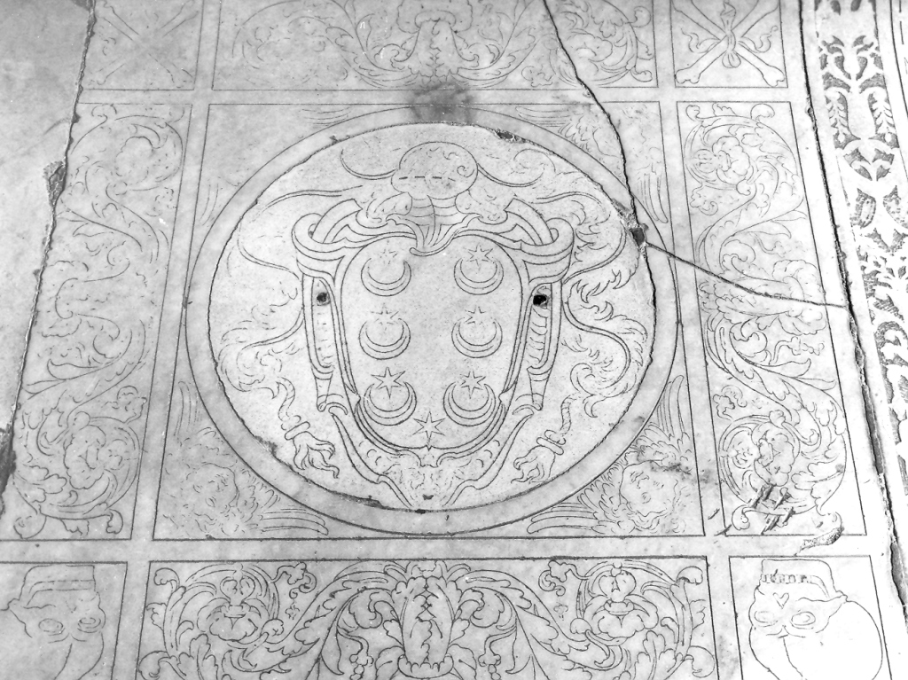 lapide tombale - ambito romano (sec. XVII)