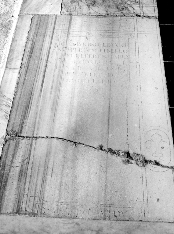 lapide tombale - ambito romano (sec. XVI)