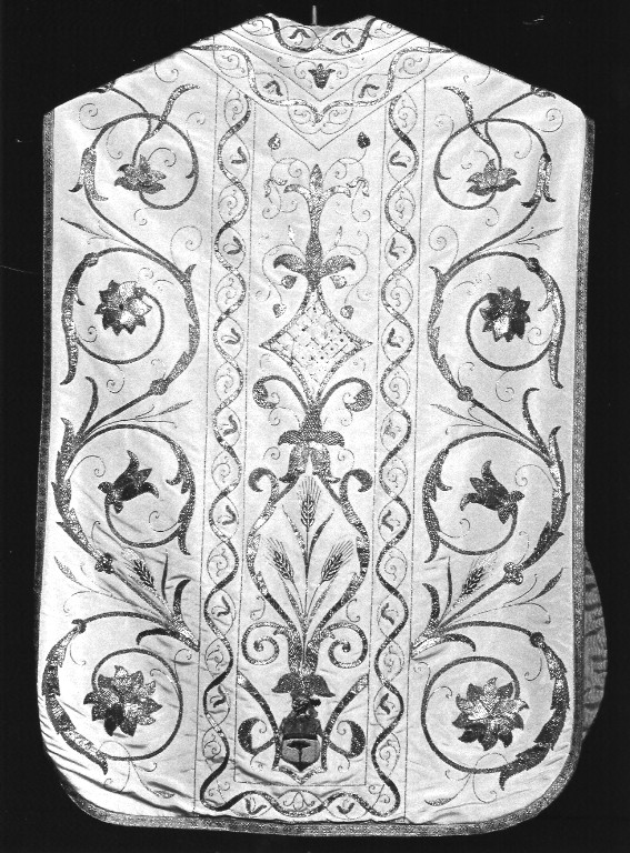 paramento liturgico - ambito laziale (seconda metà sec. XIX)