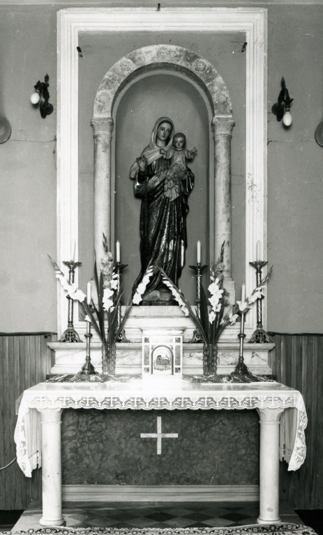 altare - ambito laziale (sec. XX)