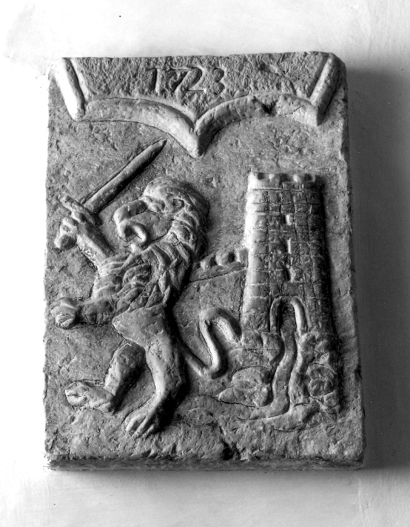 emblema dell'abbazia di Montecassino (rilievo) - ambito cassinese (primo quarto sec. XVIII)