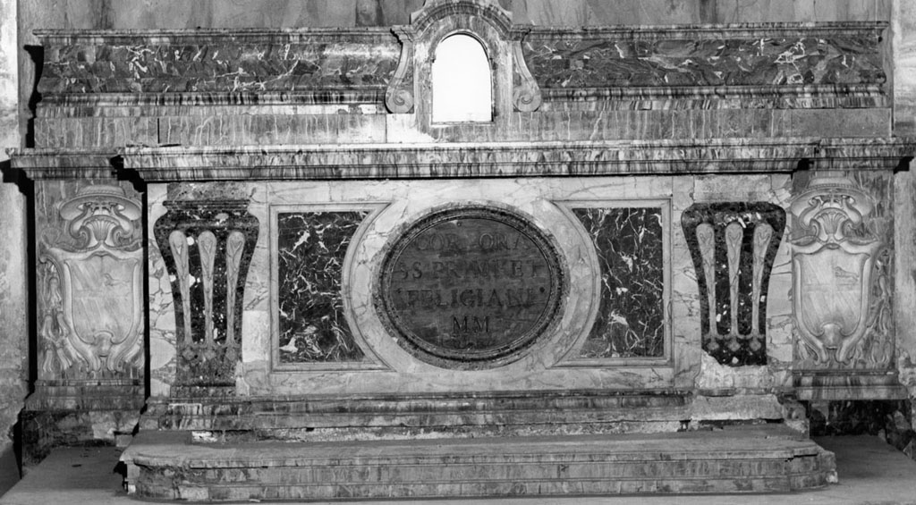 altare - a mensa di Barigioni Filippo (sec. XVIII)