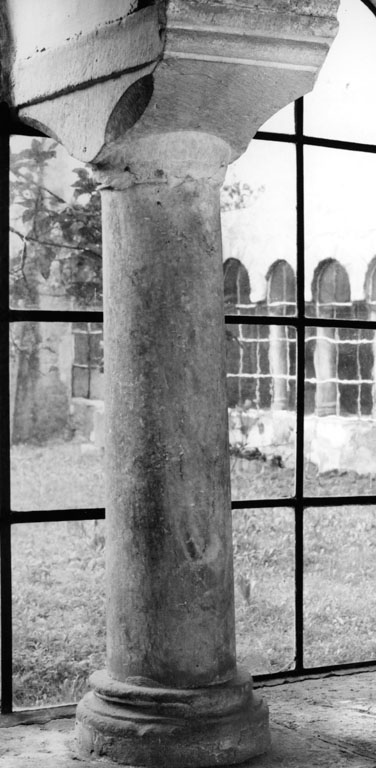 capitello - a gruccia, serie - maestranze cistercensi (sec. XII)
