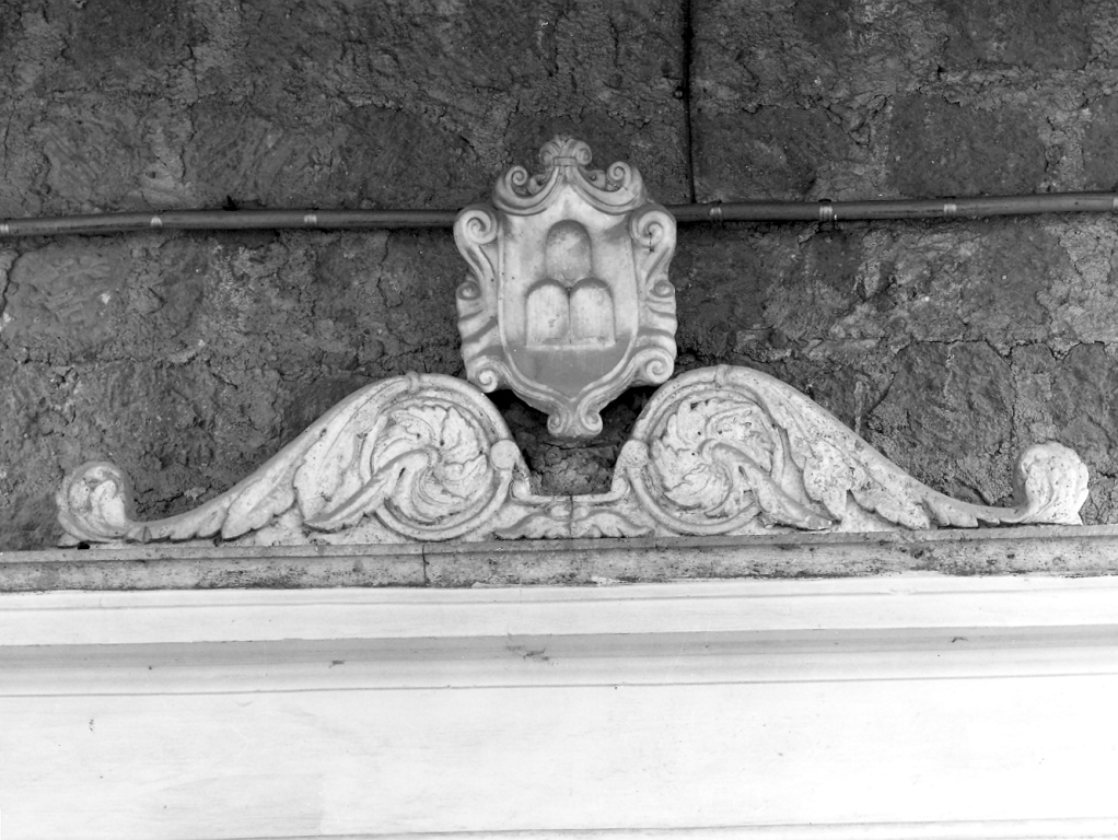 stemma (rilievo) - ambito romano (sec. XVIII)