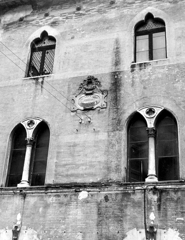 decorazione plastico-architettonica - ambito laziale (sec. XIX)