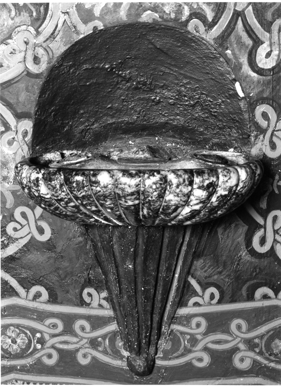 acquasantiera pensile - ambito laziale (sec. XVIII)