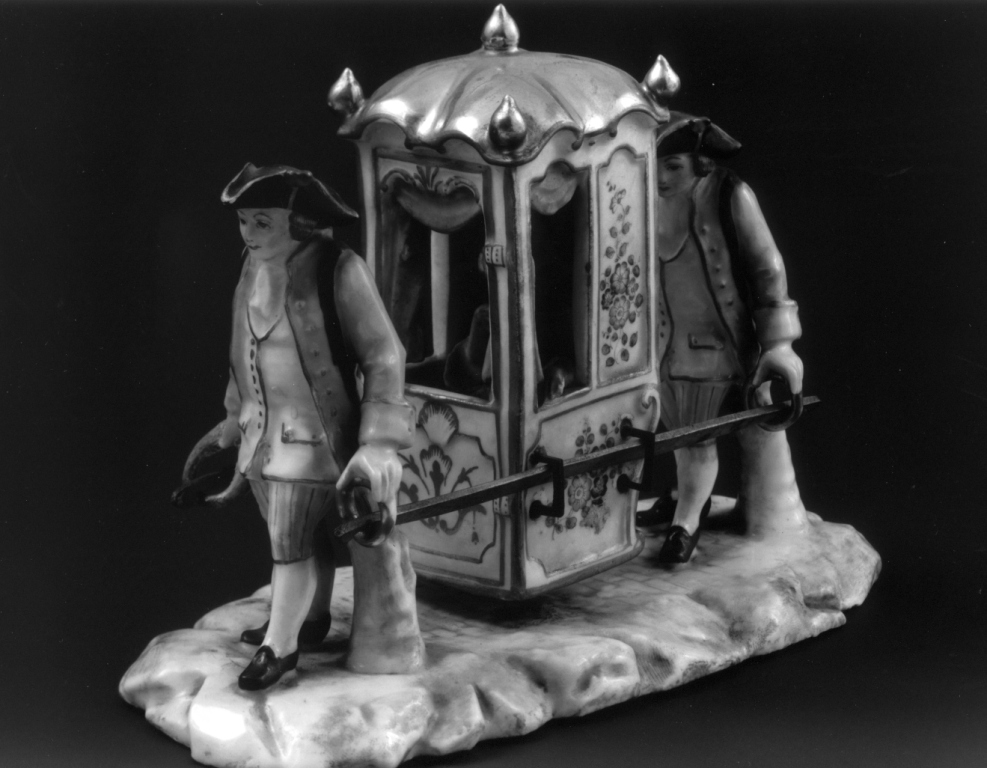 La portantina, portantina con dama sorretta da due trasportatori (scultura) - manifattura di Saint-Maurice (sec. XIX)
