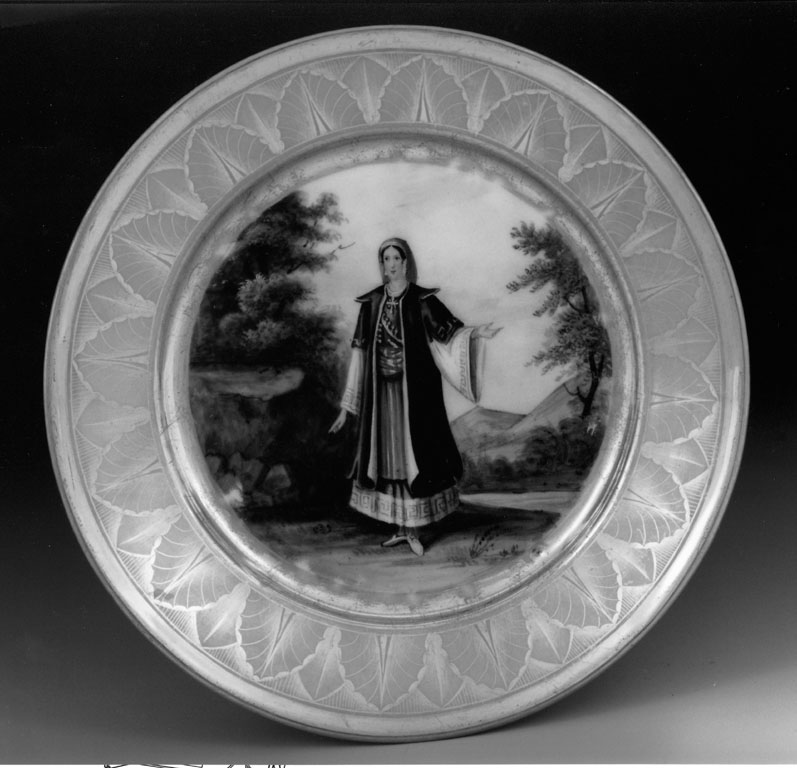 donna col costume albanese (piatto) di Nardone Francesco - manifattura napoletana (secondo quarto sec. XIX)