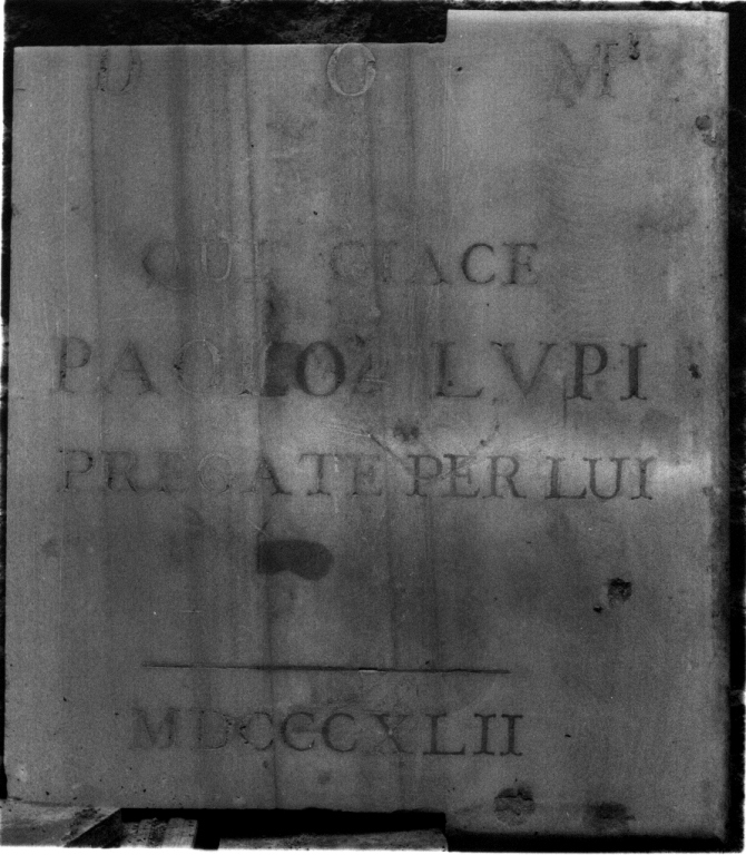 lapide tombale - ambito romano (sec. XIX)