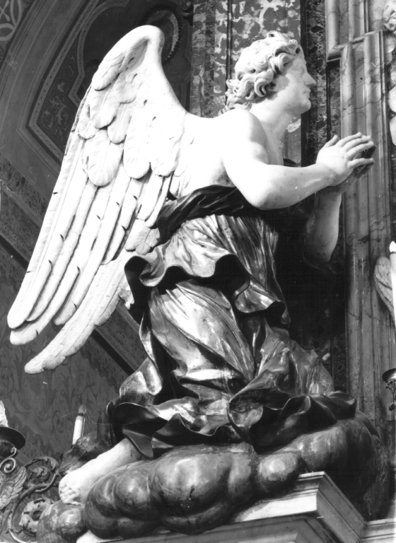 angelo (statua, serie) di Bernini Gian Lorenzo (bottega) (sec. XVII)