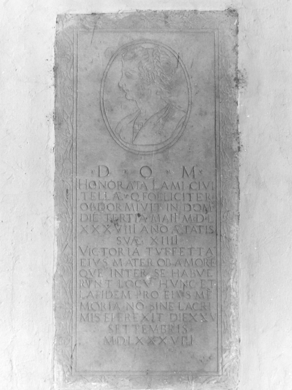 lapide tombale - ambito romano (sec. XVI)