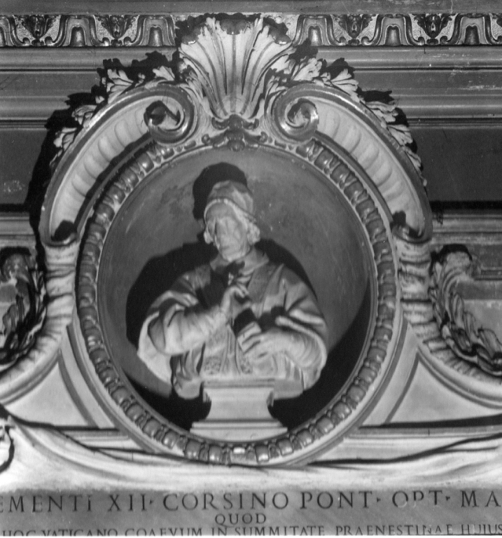 papa Clemente XII (scultura) - ambito laziale (sec. XVIII)