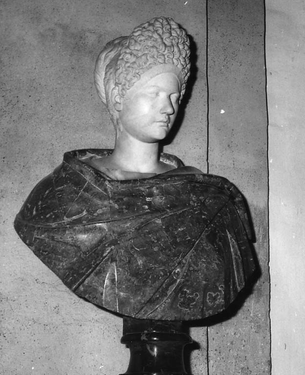 busto femminile (scultura) di Buselli Orfeo (seconda metà sec. XVII)