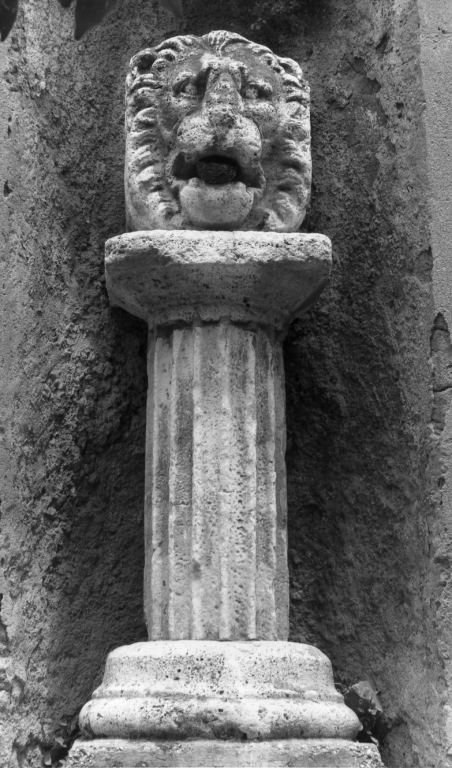 colonna, frammento - ambito laziale (sec. XVI)