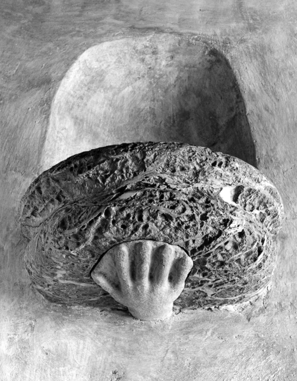 acquasantiera - ambito laziale (prima metà sec. XX)