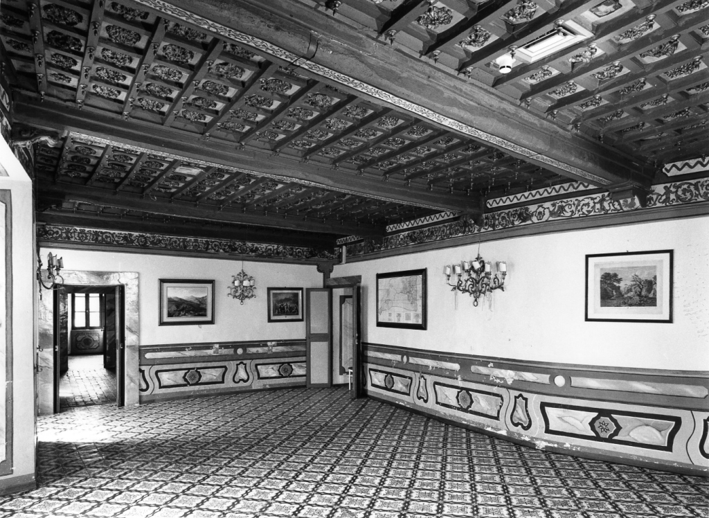 motivi decorativi (decorazione plastico-pittorica) - ambito laziale (seconda metà, seconda metà sec. XVI, sec. XIX)