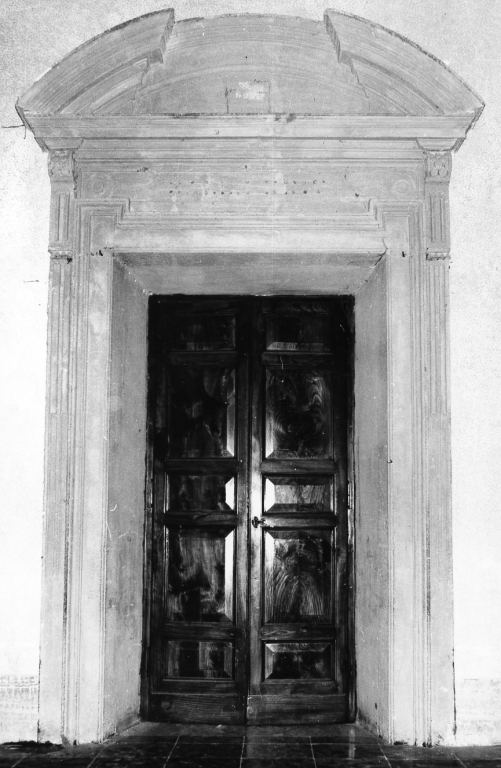 portale di Longhi Martino il Vecchio (bottega) - ambito laziale (sec. XVI)
