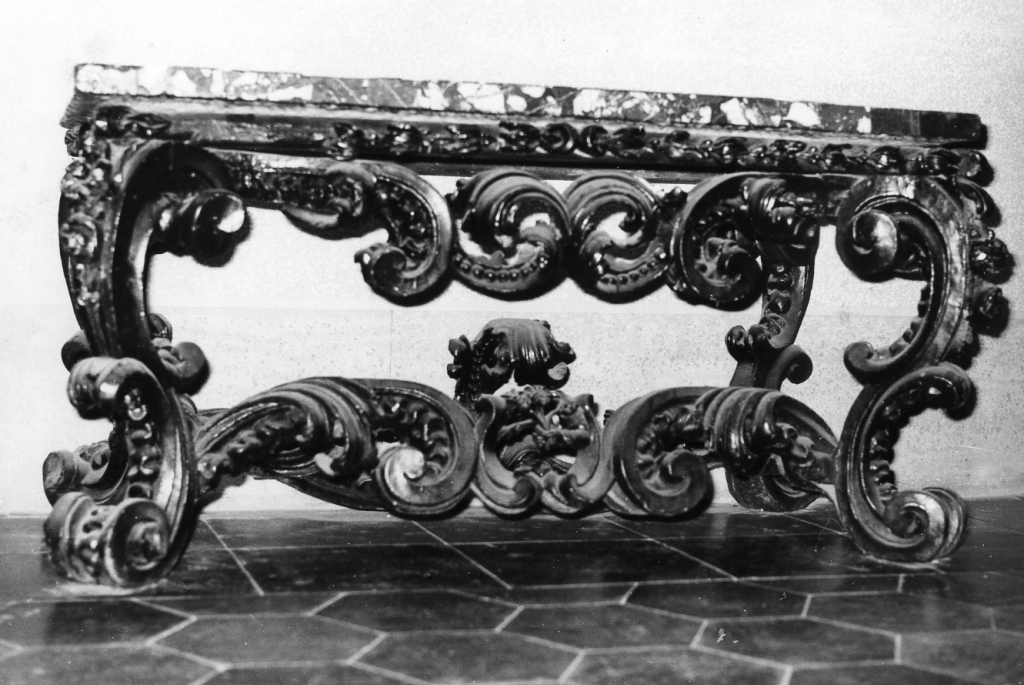 tavolo - ambito laziale (sec. XIX)