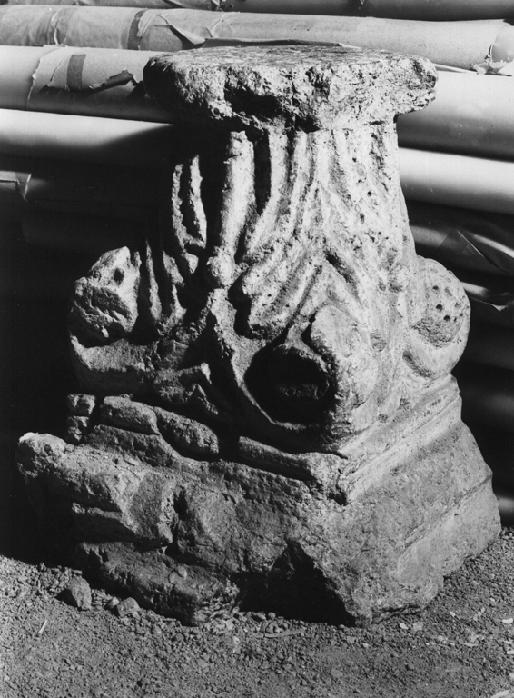 capitello - bottega laziale (sec. IX)