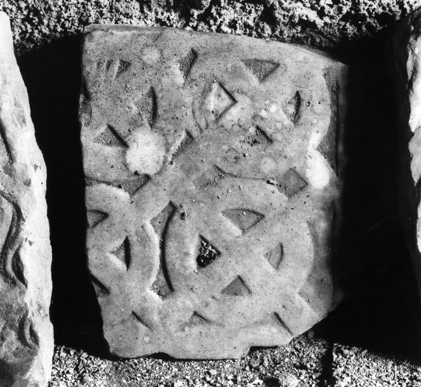 pluteo, frammento - bottega laziale (sec. IX)