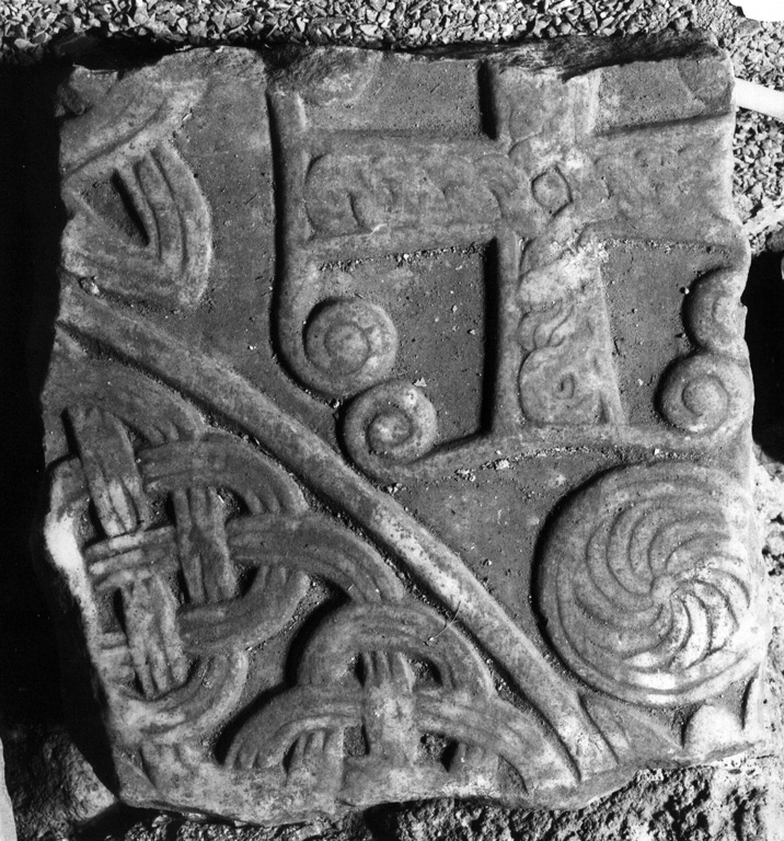 lastra, frammento - bottega laziale (prima metà sec. IX)