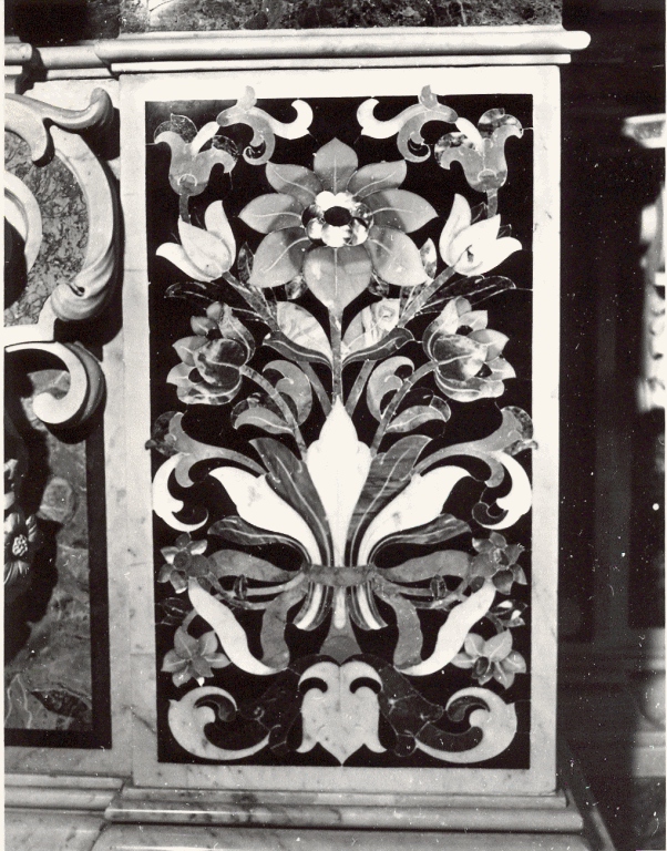 mazzo di fiori (decorazione a intarsio) di Fanzago Cosimo (bottega) (seconda metà sec. XVII)