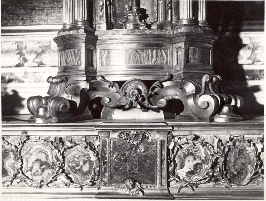 gradino d'altare di Contini Giovan Battista (sec. XVIII)