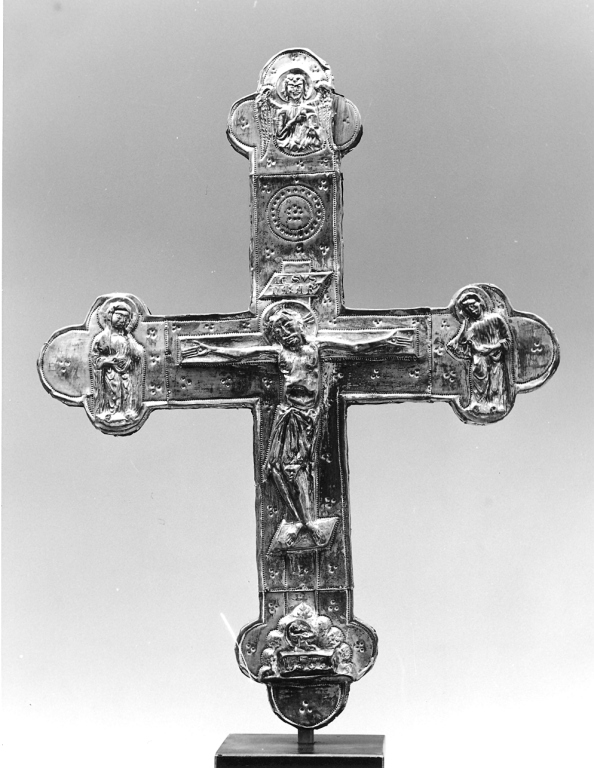 crocifissione di Cristo con la Madonna, San Giovanni Evangelista; angelo; San Matteo; Dio Padre; simboli dei quattro evangelisti (croce processionale) - bottega laziale (sec. XIV)