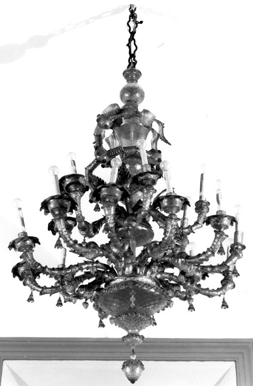 lampadario - a bracci - ambito muranese (sec. XVIII)