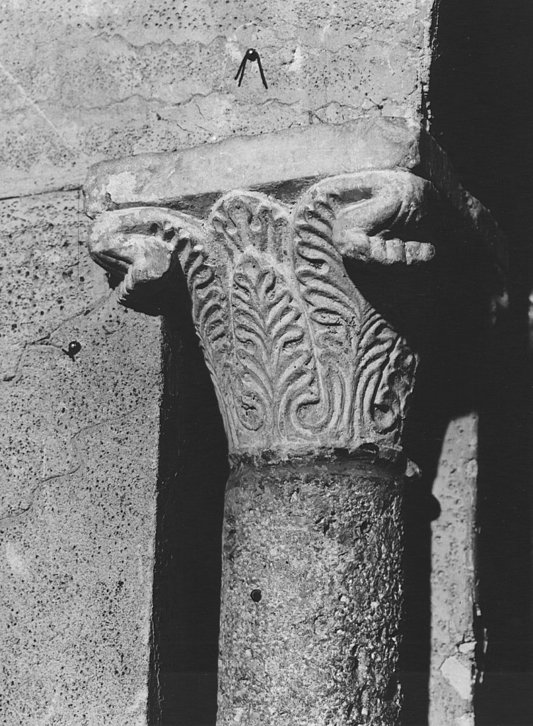 capitello di colonna - ambito laziale (prima metà sec. XIII)