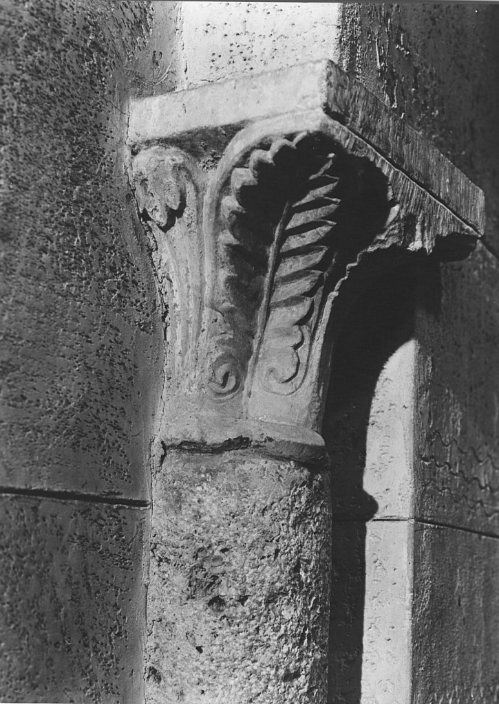 capitello di colonna - ambito laziale (prima metà sec. XIII)