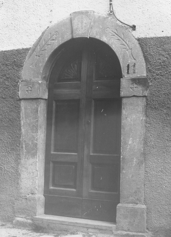 portale - ad arco - ambito reatino (sec. XIX)