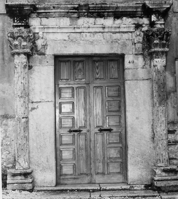 colonna - ambito laziale (sec. XII)