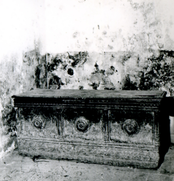 cassapanca - ambito abruzzese (fine/inizio secc. XVI/ XVII)